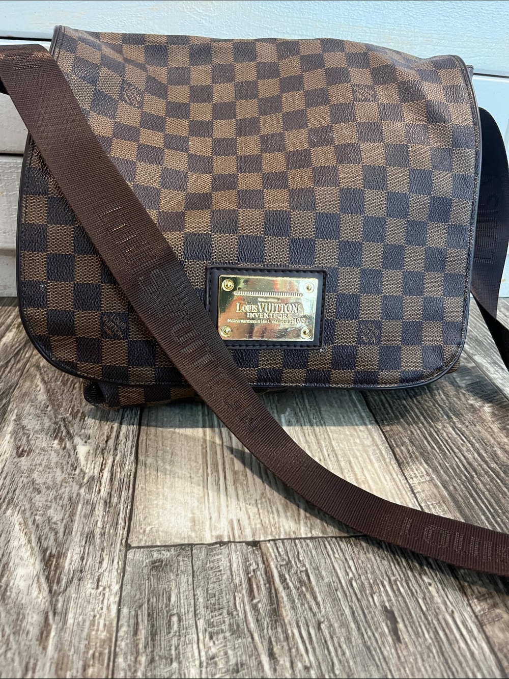 Louis Vuitton Brown Damier Ebene Messenger Shoulder Bag with Gold Plate